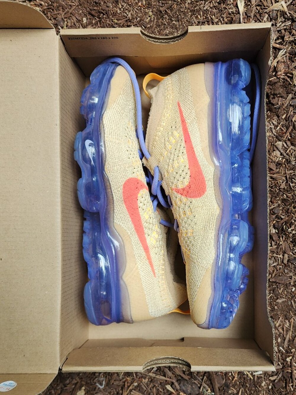 NIB Nike Air Vapormax 2023 Flyknit Women's sz 8, Men's/Youth sz 6.5 NWT